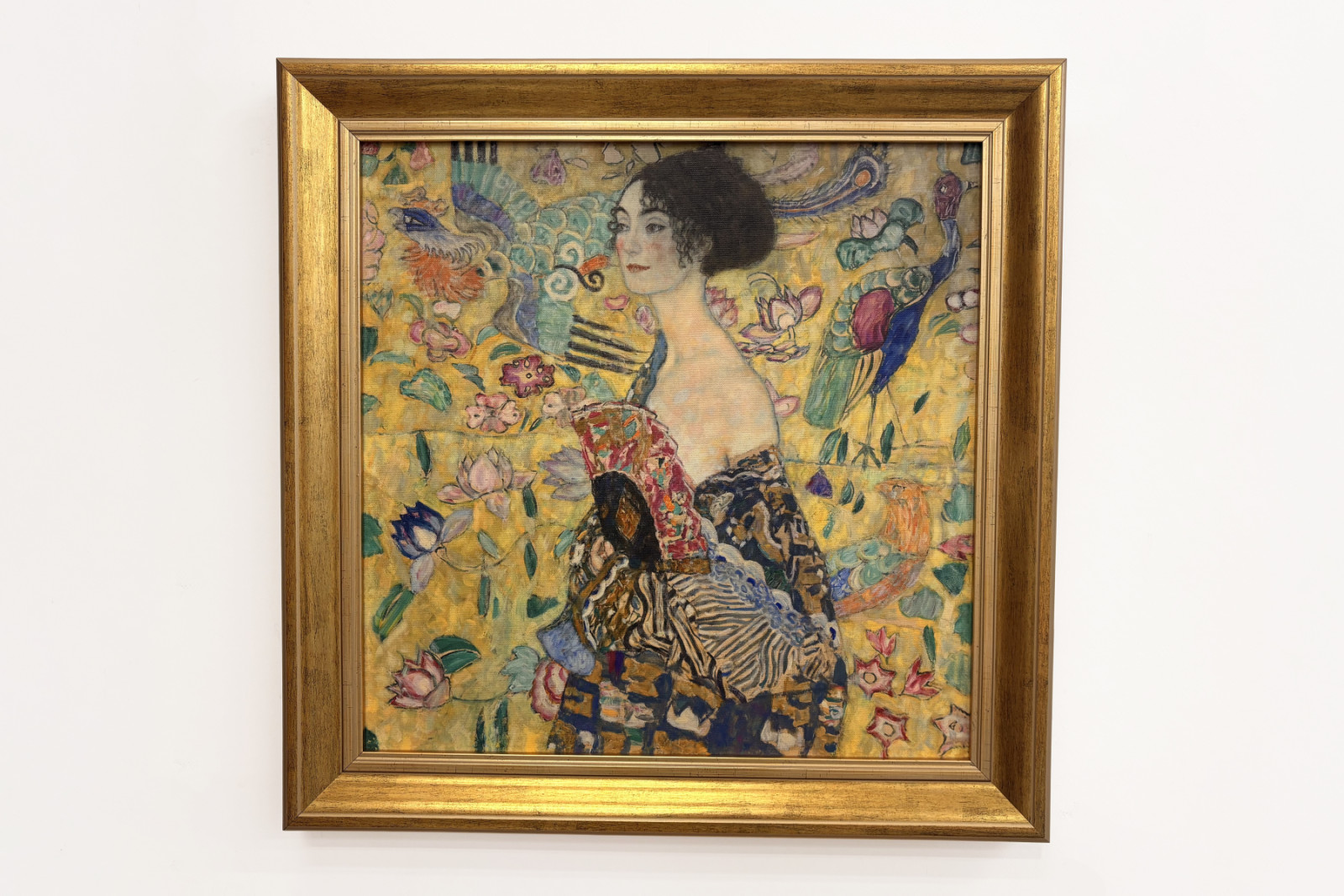Dam med fläkt - Gustav Klimt