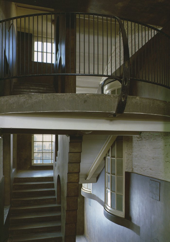 Utsikt över Östra trappan, byggd 1897-99 av Charles Rennie Mackintosh