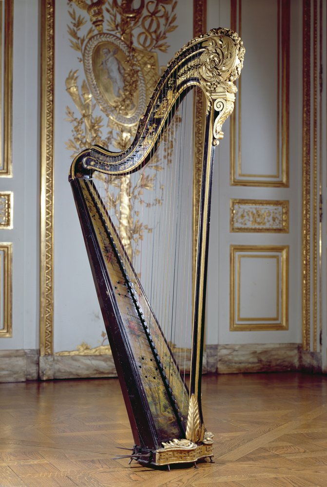 Harpa tillhörande drottning Marie Antoinette (målat och förgyllt trä) av French School