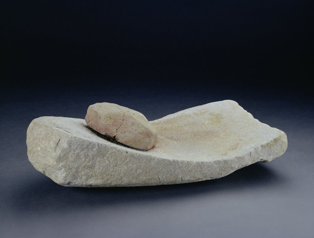 Sadel quern med slipsten, från en gård vid Mingies Ditch, Oxfordshire, järnåldern av Iron Age