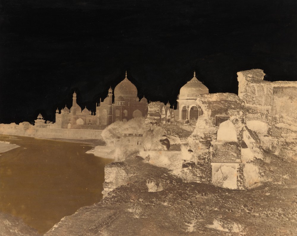 Taj Mahal från öster,ca. 1858-1862 (foto) av John Murray
