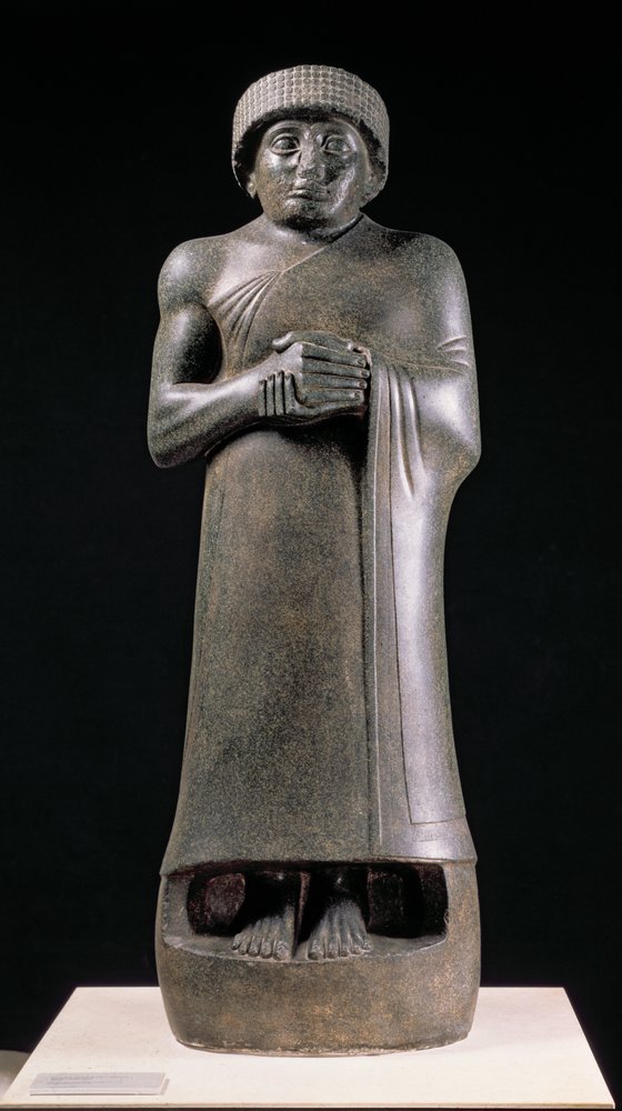 Staty av en kung med knäppta händer, möjligen Gudea, furste av Lagash, från Telloh (det antika Girsu), cirka 2130 f.Kr. av Neo-Sumerian Neo-Sumerian