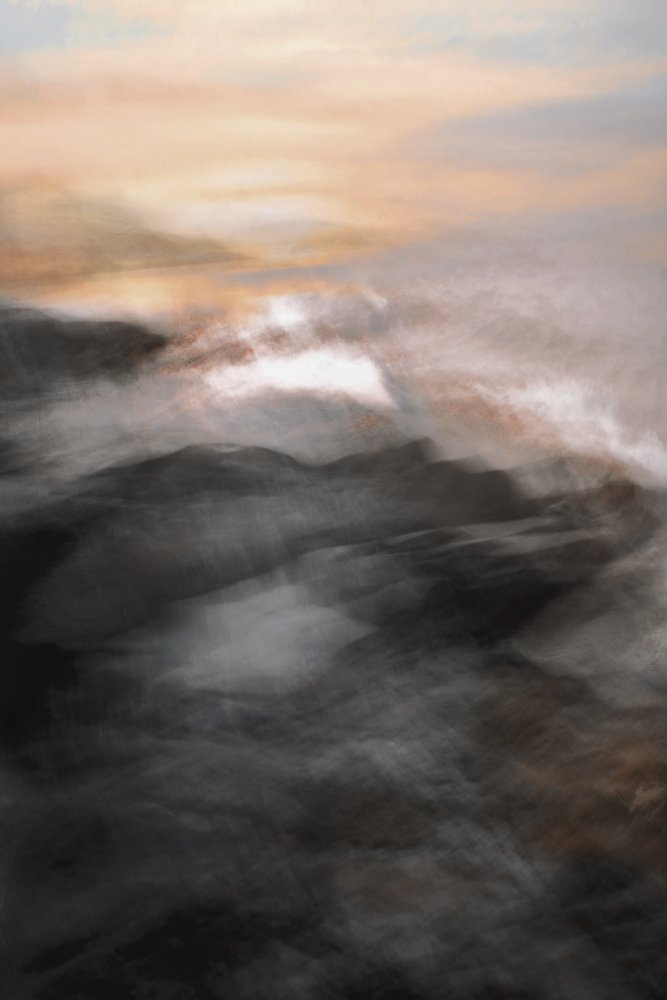 Misty Ocean Dawn av Christina Sillen