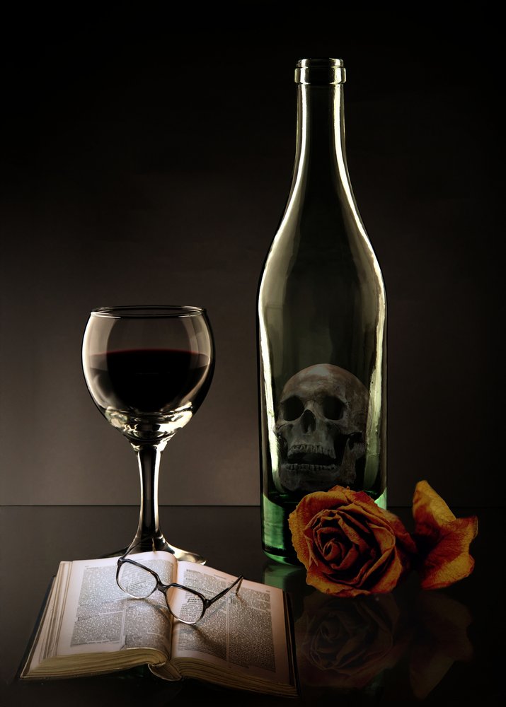 Vin, dödskalle och ros av Christine SUISSIA