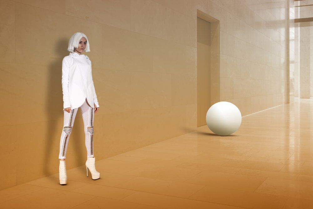 Futuristisk kvinna i hallen av Christine von Diepenbroek