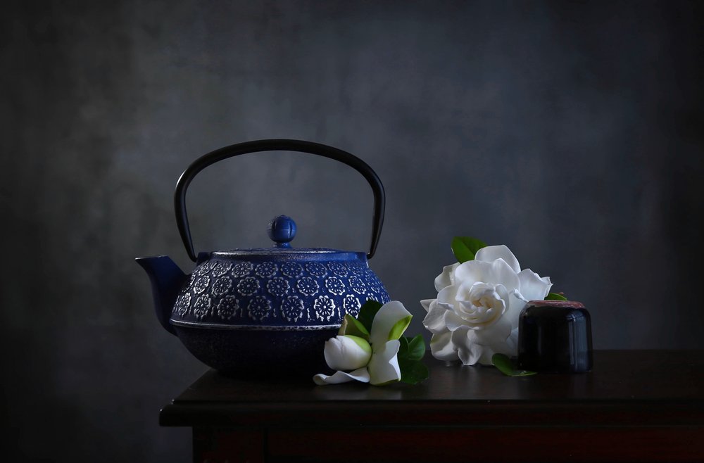 Blå tekanna-gardenior av Fangping Zhou