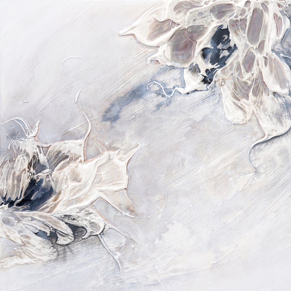 Abstrakta vita blommor av Françoise Wattré