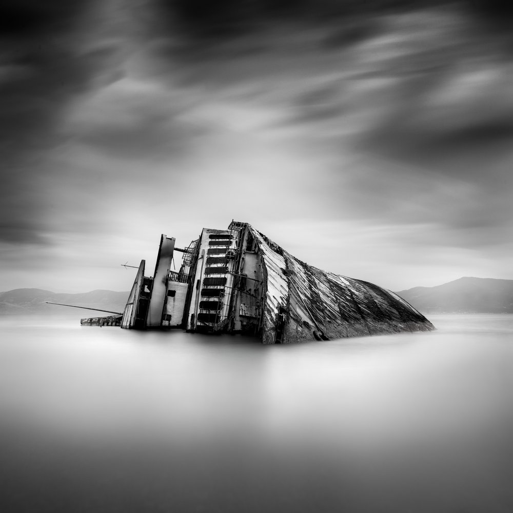  av George Digalakis