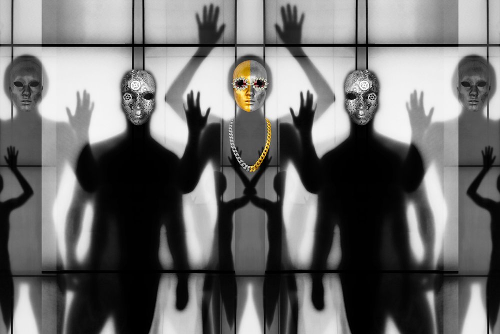 Surrealistiska maskerade figurer av Igor Shrayer