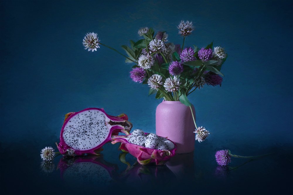 Stämningsfulla drakefruktblommor av Lydia Jacobs