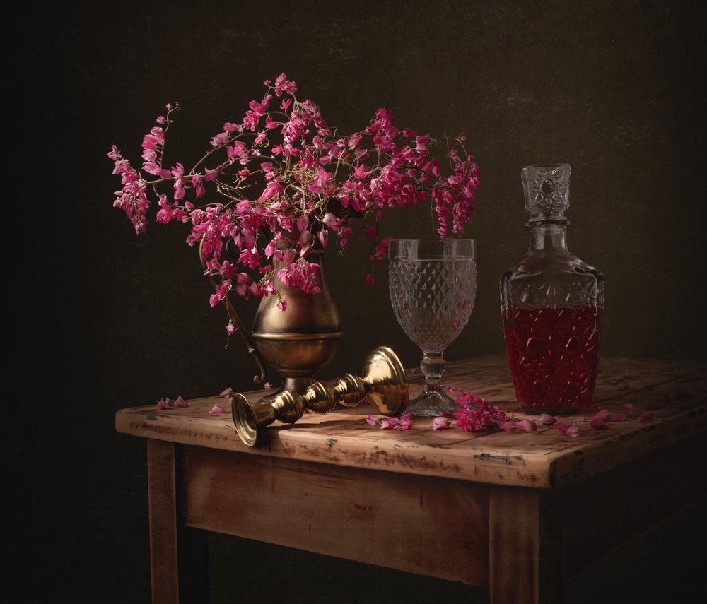 Elegant rosa stilleben av Margareth Perfoncio