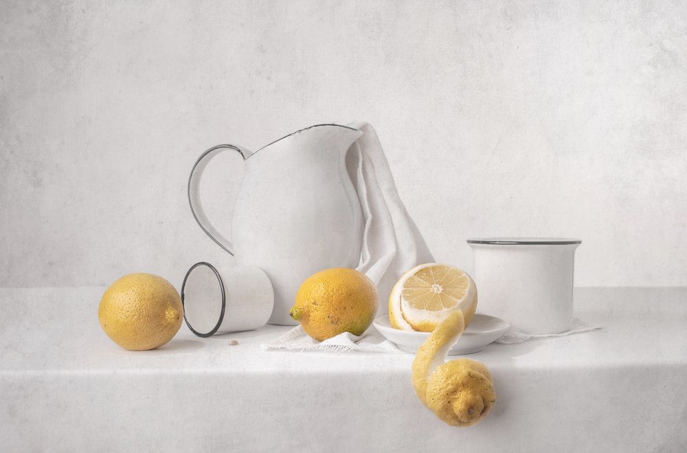Stilleben med färska citroner av Margareth Perfoncio
