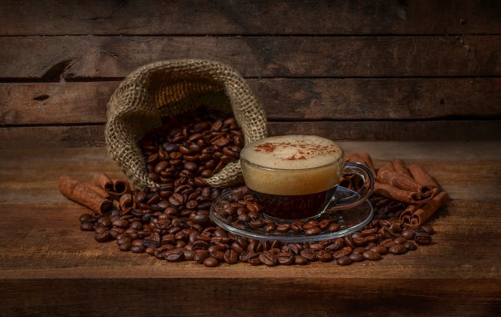 Rustikt kaffestilleben av Margareth Perfoncio