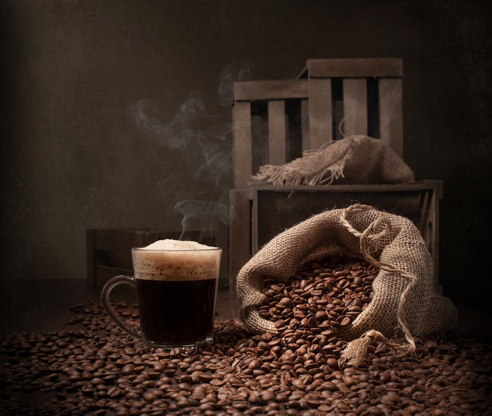 Stilleben med varmt kaffe av Margareth Perfoncio