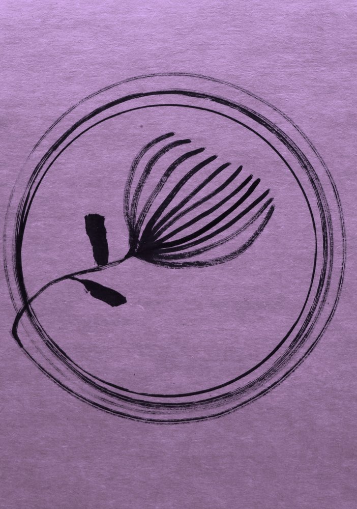 Minimalistisk lila blomcirkel av Santhosh ch