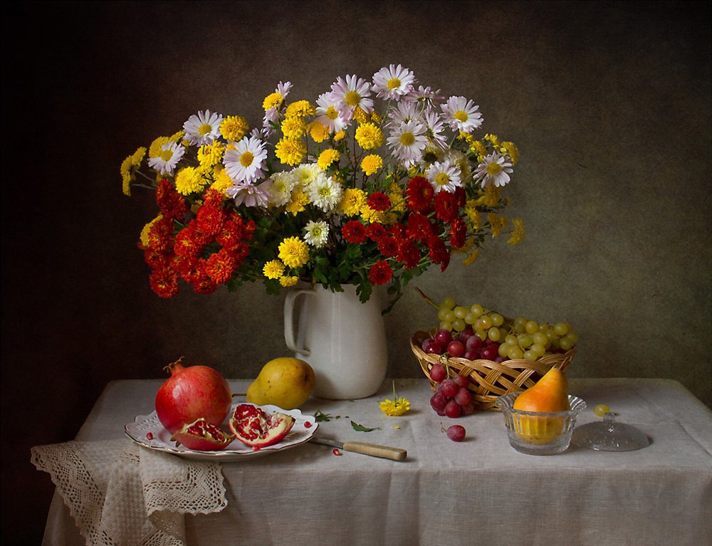 Höstblommor och frukt av Tatyana Skorokhod