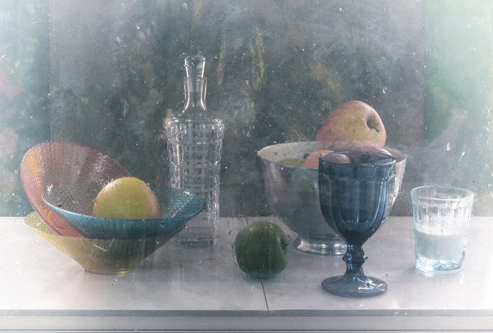 Krispiga äpplen och glas av UstinaGreen