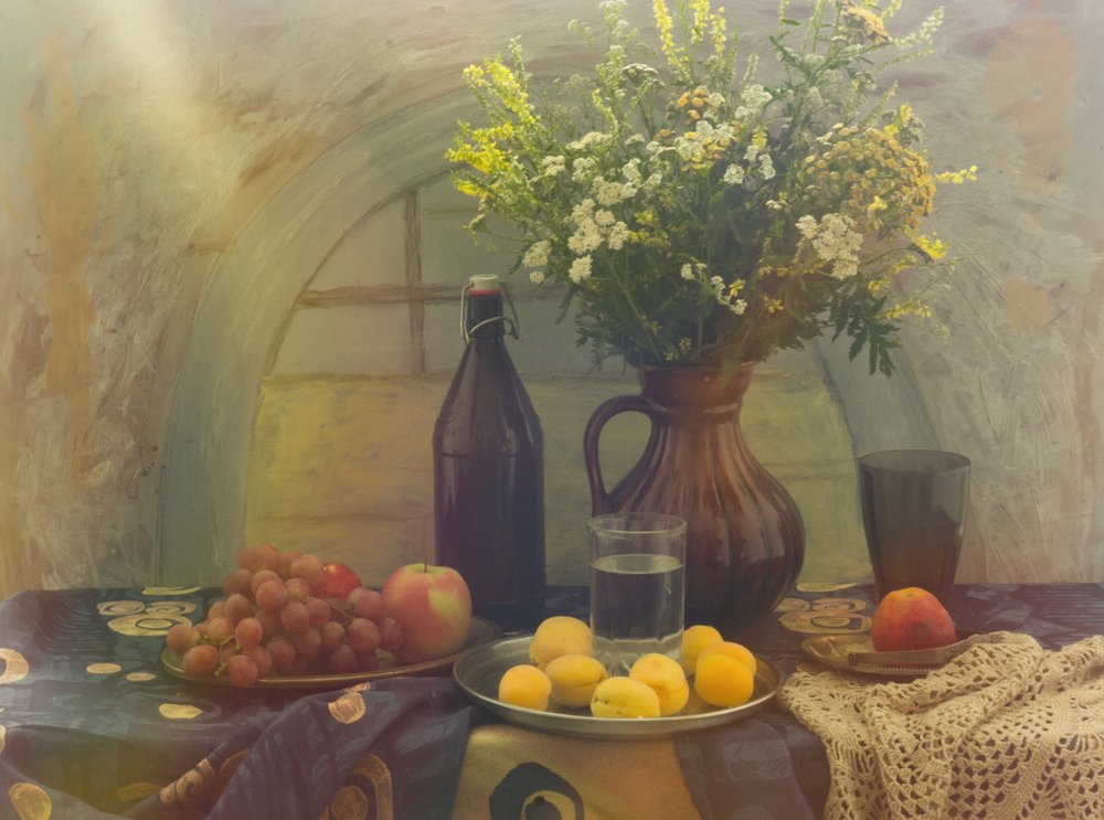 Färsk frukt och blommor av UstinaGreen