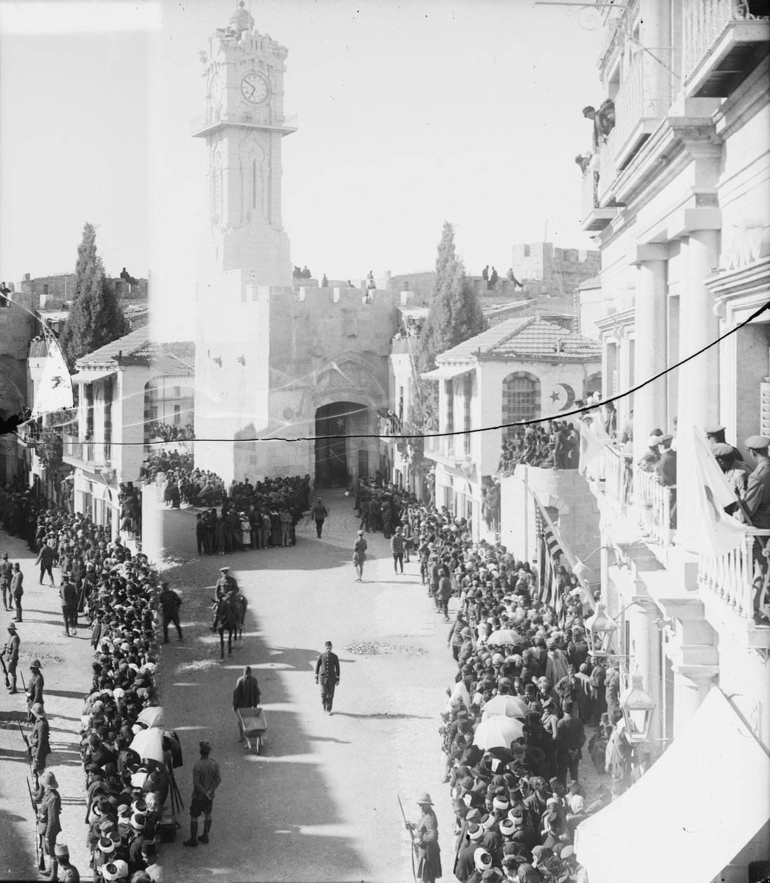 I väntan på fältmarskalken Allenbys inträde i Jerusalem, 1917 (bw-foto) av Unbekannt Unbekannt