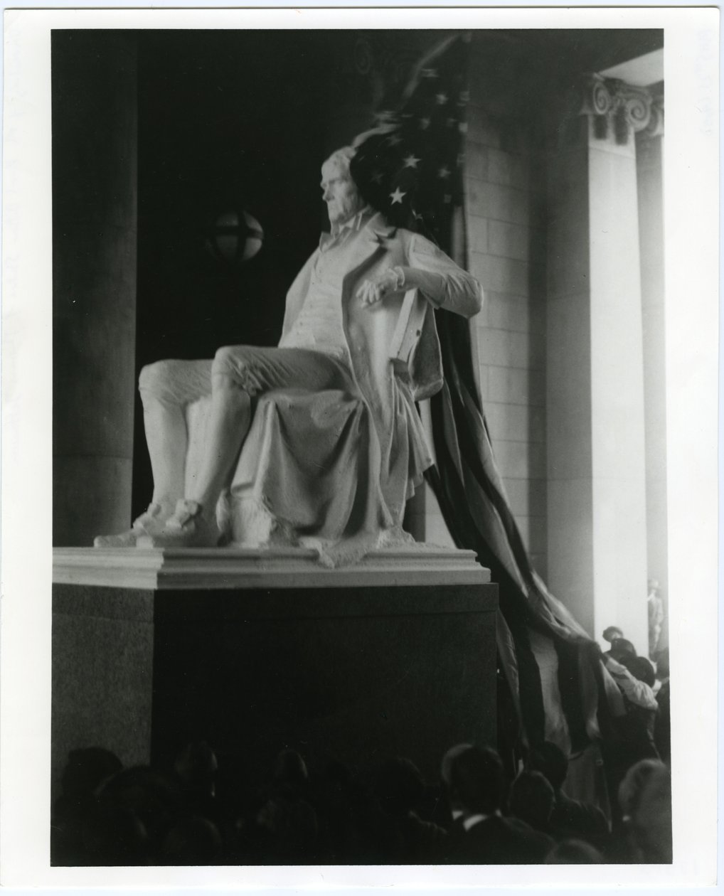 Unveiling of the Karl Bitter statue of Thomas Jefferson at the Jefferson Memorial Building av Unknown