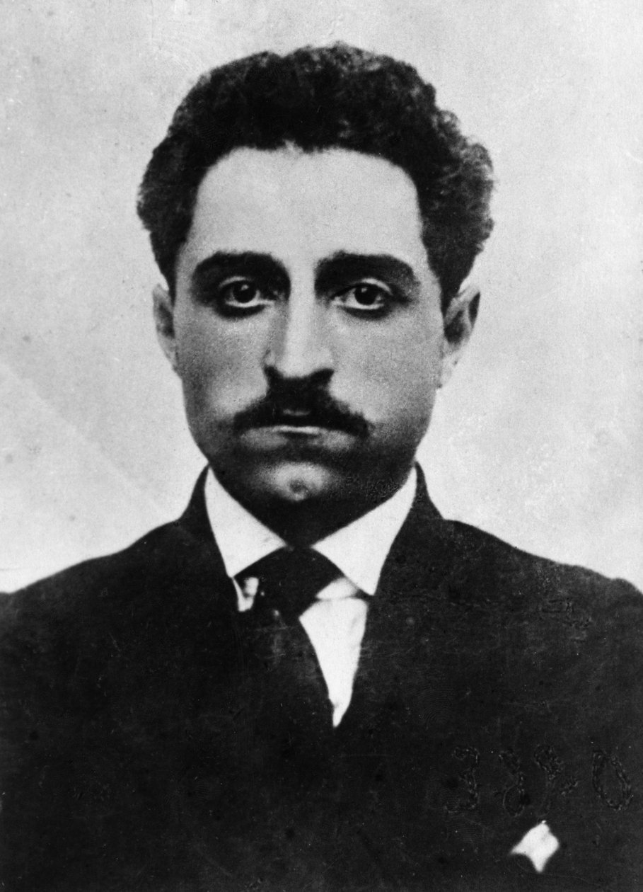 Grigoriy Konstantinovich Ordzhonikidze (Sergo Ordzhonikidze) när han var elev vid den bolsjevikiska partiskolan i Longjumeau, 1911. av Unknown