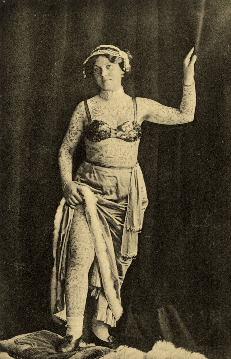 Porträtt av Maud, den tatuerade damen, ca 1905 av Unknown