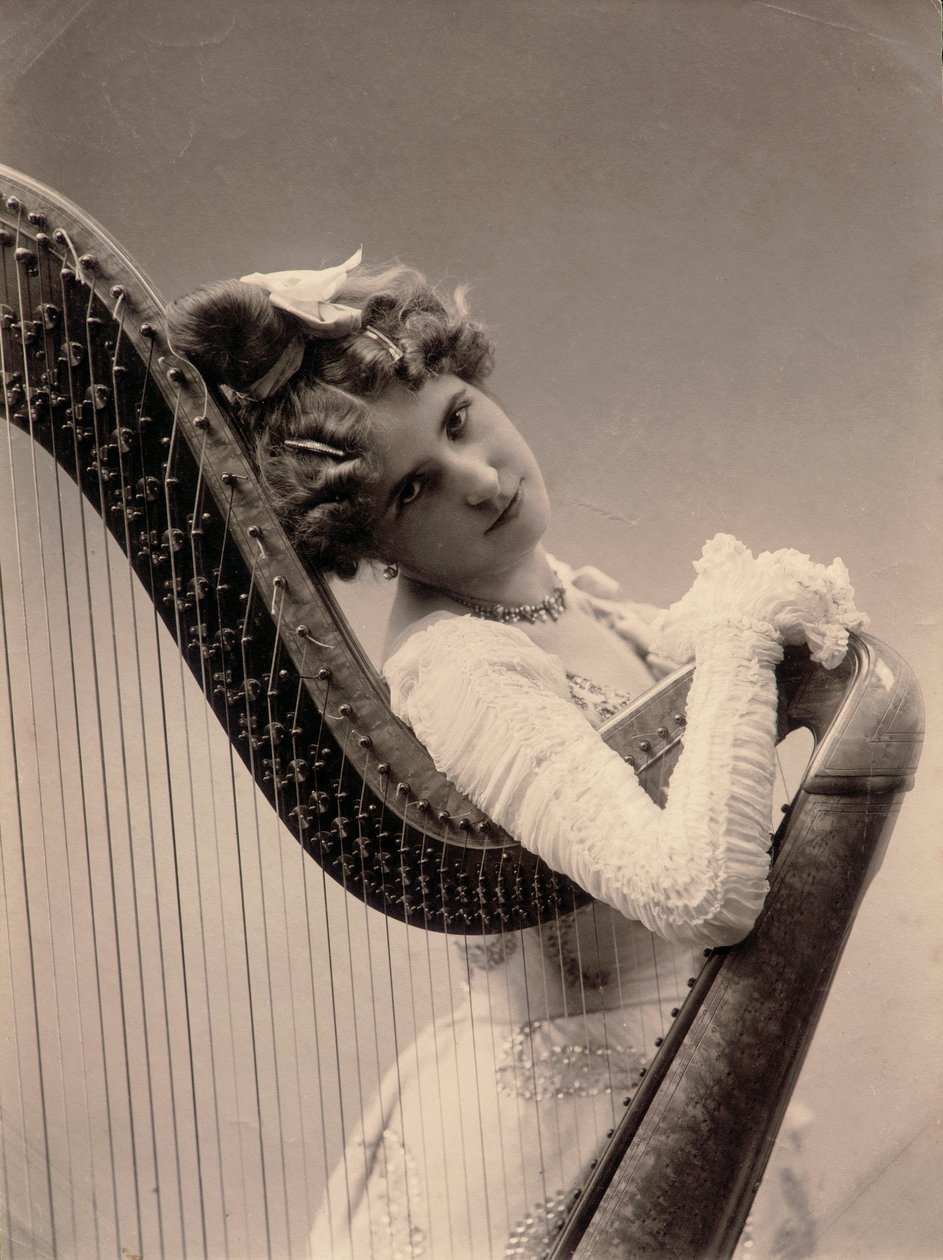 Mistress Virtuos artist Marchesini Spadaro (mor till Odoardo) - teaterskådespelerska av Unknown