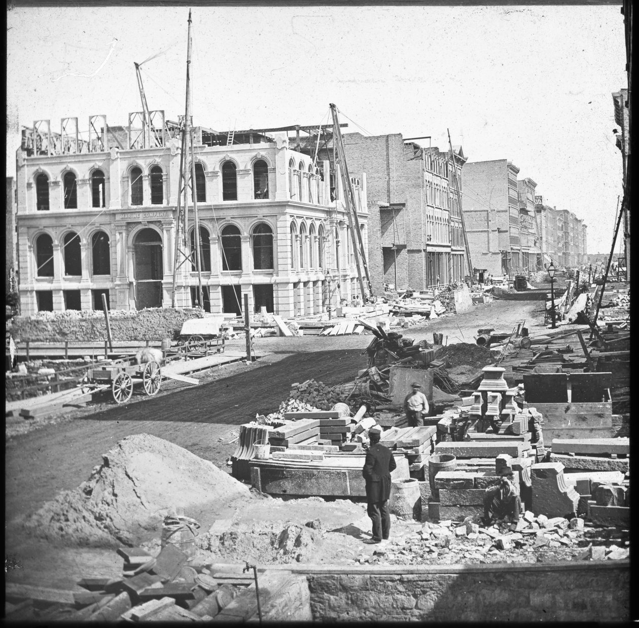 Återuppbyggnad av Marine Bank-byggnaden efter den stora branden i Chicago, c.1873 av American Photographer