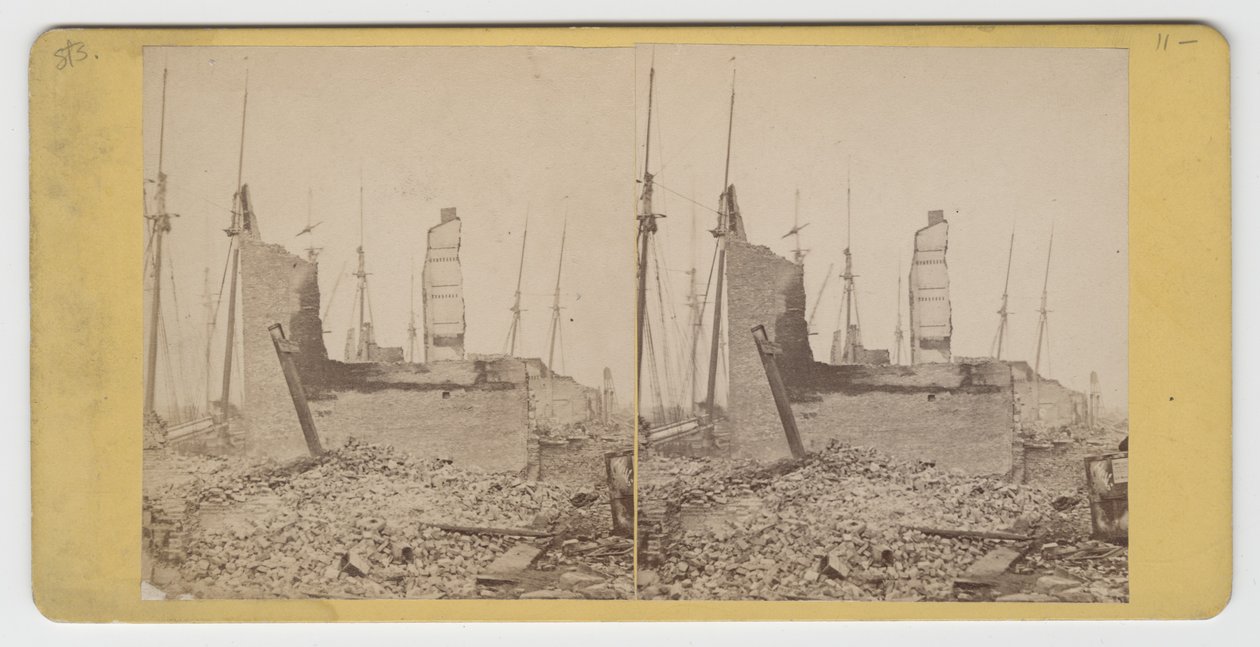 Stereograf av utsikten över South Water St., mellan Clark och Wells, efter branden i Chicago 1871 av American Photographer