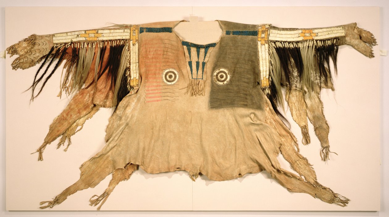 Skjorta för Chiefs War Dress, Sioux, Yantonai, 1801-33 av American School