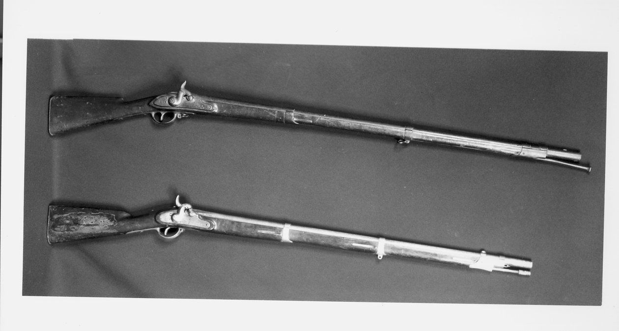 Två musköter som användes av John Browns män på Harpers Ferry, tillverkade av en Virginia-tillverkare, 1812 av American School