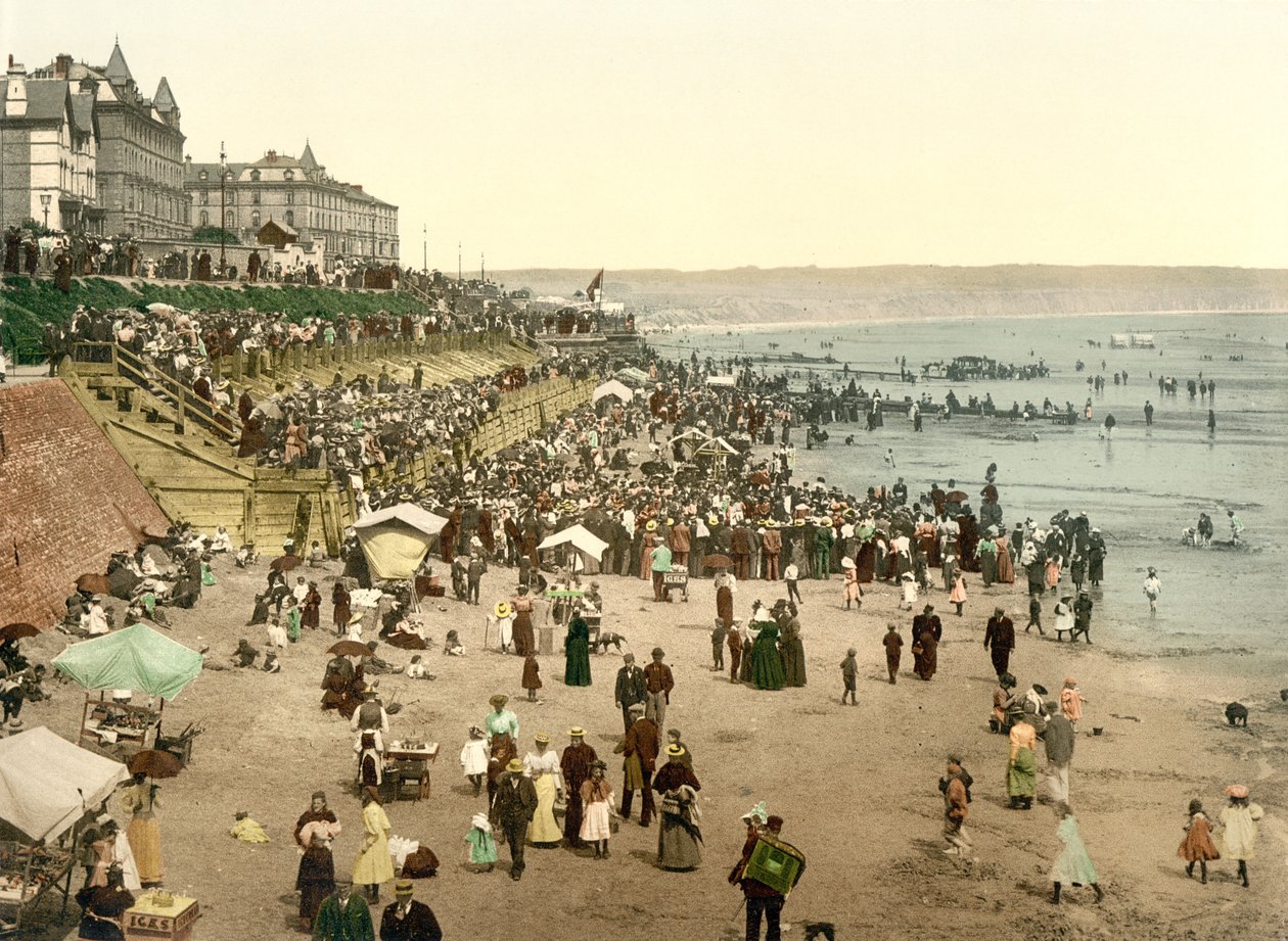Stranden vid Bridlington, Yorkshire, pub. c.1890 - 1900 (kromolitografi) av English Photographer