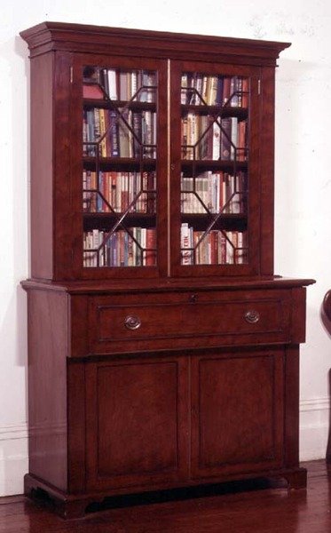 Bokhylla, sent 1800-tal (mahogny) av English School