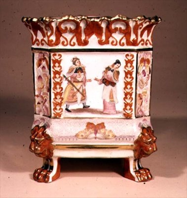 Jardiniere i kinesisk stil, designad av John Davenport, ca 1820 (keramik) av English School