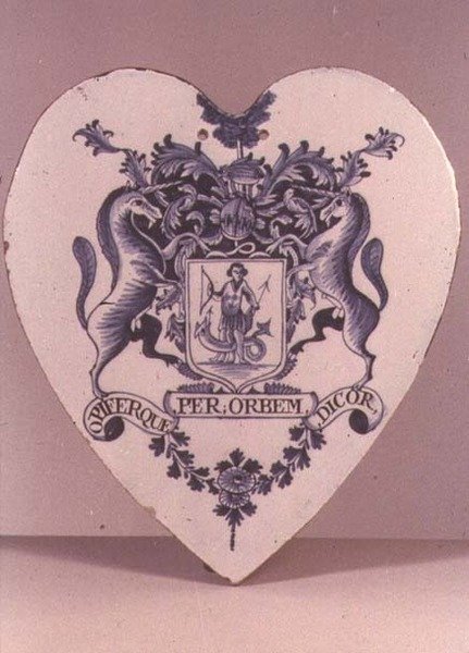 Lambeth pilleplatta, Lambeth High Street Pottery, ca 1765-75 (tennglaserat lergods) av English School