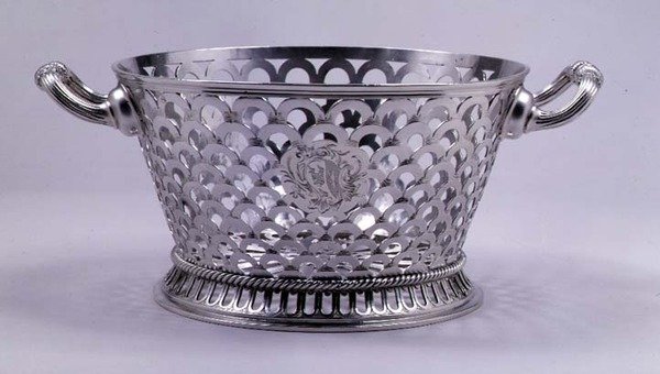 Liten korg av Thomas Folkingham, 1711 (silver) av English School