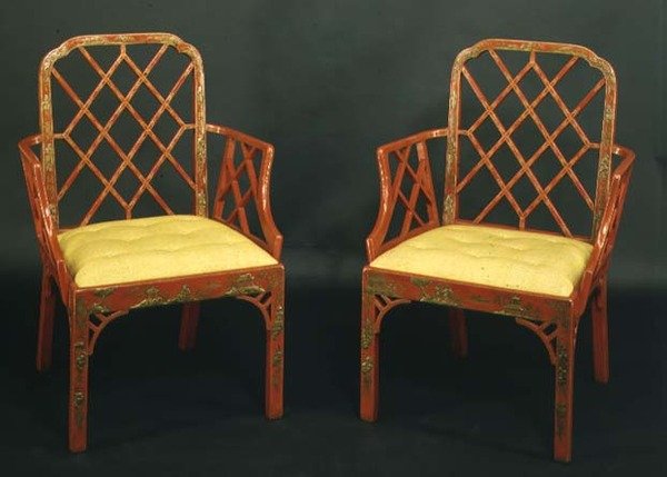 Två kinesiska Chippendale fåtöljer, ca 1760 (röd lack) av English School