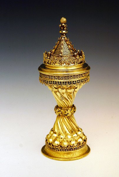 Warden Hills Salt, presenterad för New College, c.1475-94 (förgylld silver) (se även 98508) av English School
