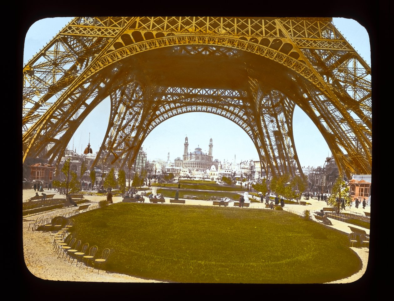 Parisutställning: Eiffeltornet och Trocadero, 1900 (lanternrutschbana) av French Photographer