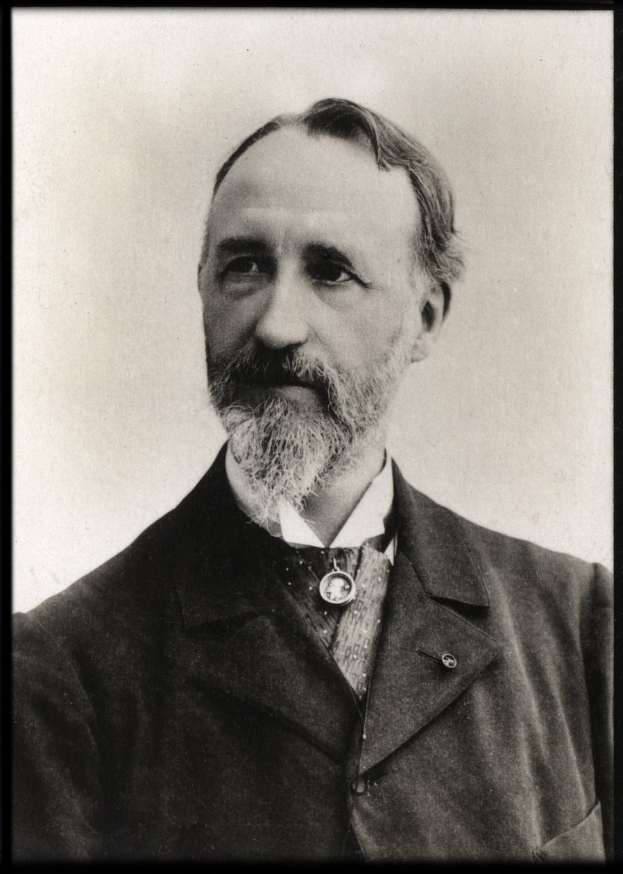 Porträtt av Francois Clement Theodore Dubois (1837-1924), fransk kompositör, organist och musiklärare. av French Photographer