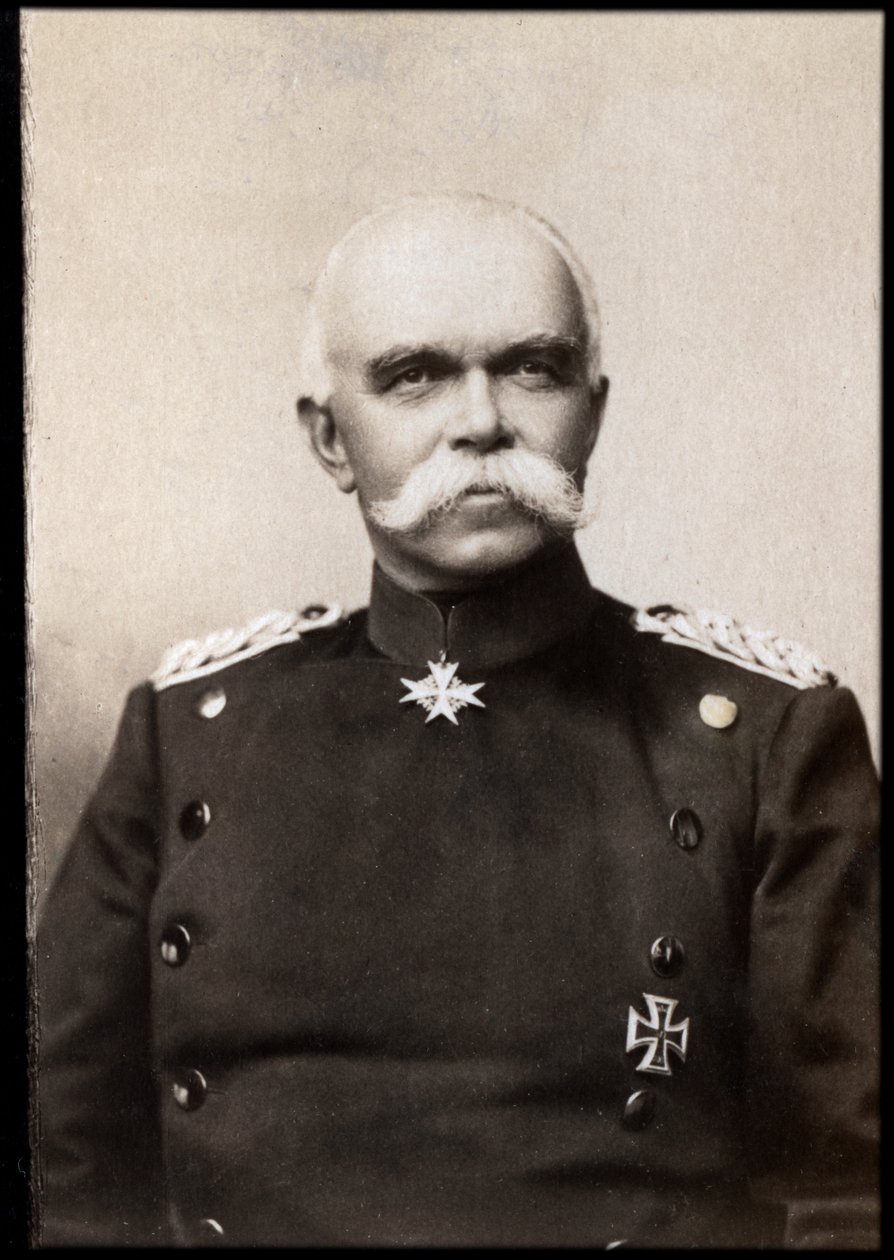 Porträtt av Georg (Georges) Leo Graf von Caprivi de Caprera de Montecuccoli (1831-1899) av French Photographer