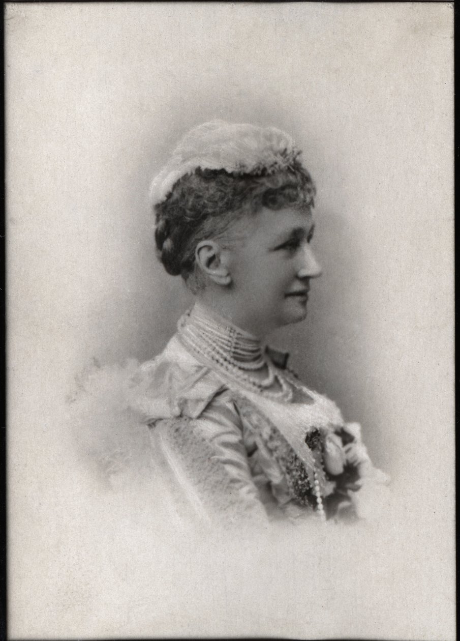 Porträtt av Louise av Sverige (1851-1926), drottning gemål av Danmark. av French Photographer