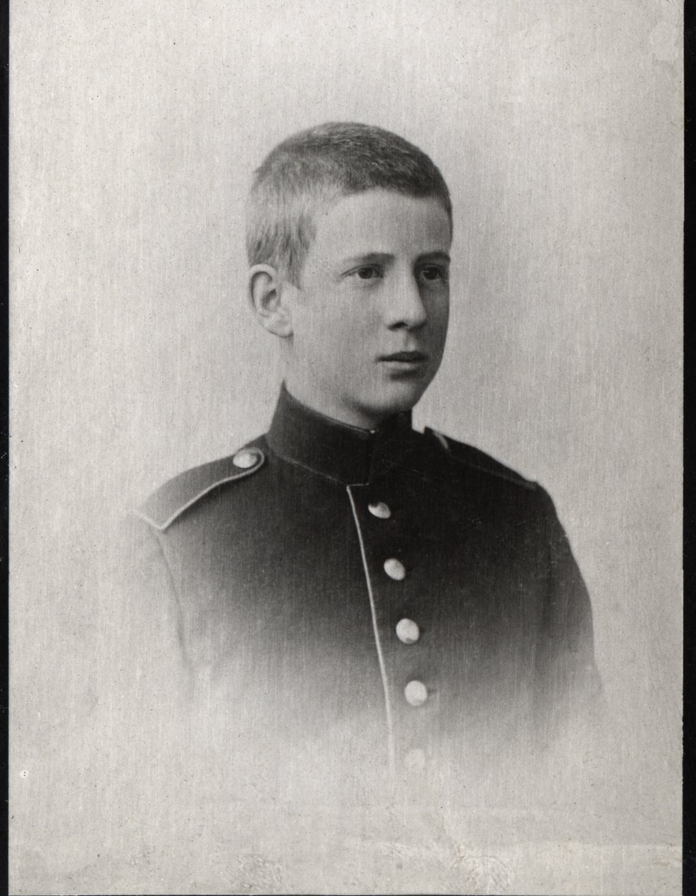 Porträtt av prins Andrew av Grekland och Danmark (1882-1944). av French Photographer