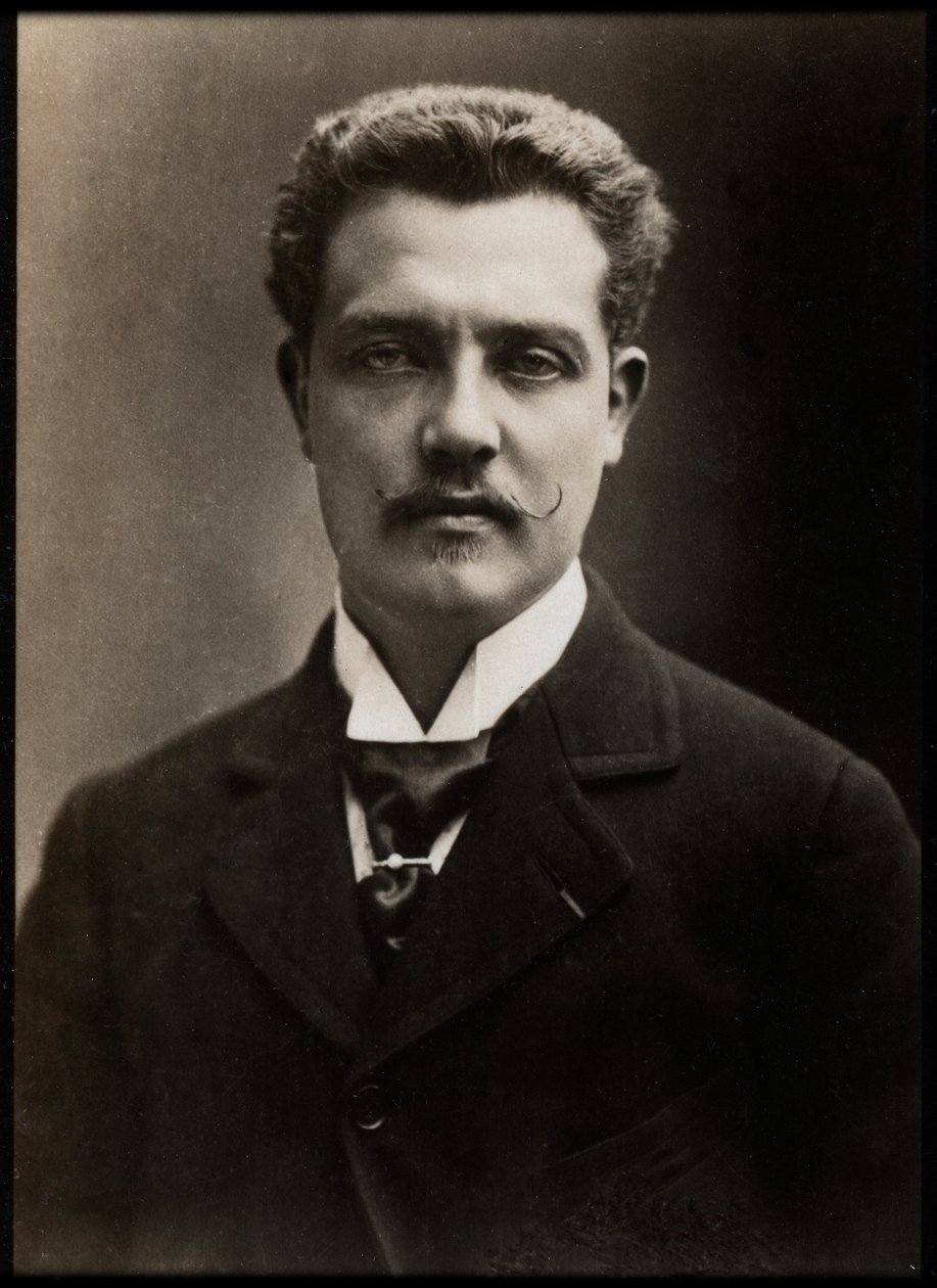Porträtt av prins Henri av Orleans (1867-1901), fransk upptäcktsresande. av French Photographer