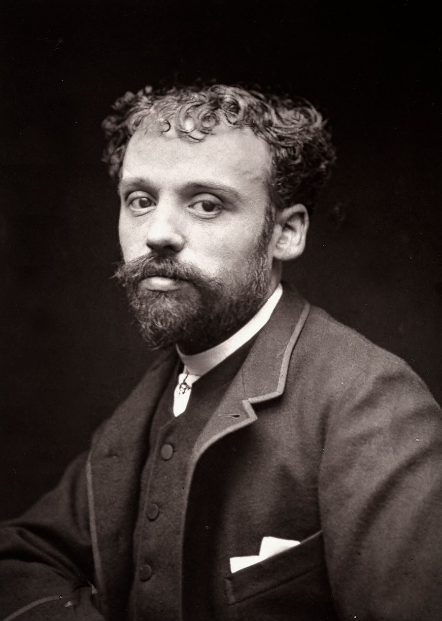 Konstnären Edouard Bisson porträtterad med anledning av Salongen i Paris, 1885 av French Photographer
