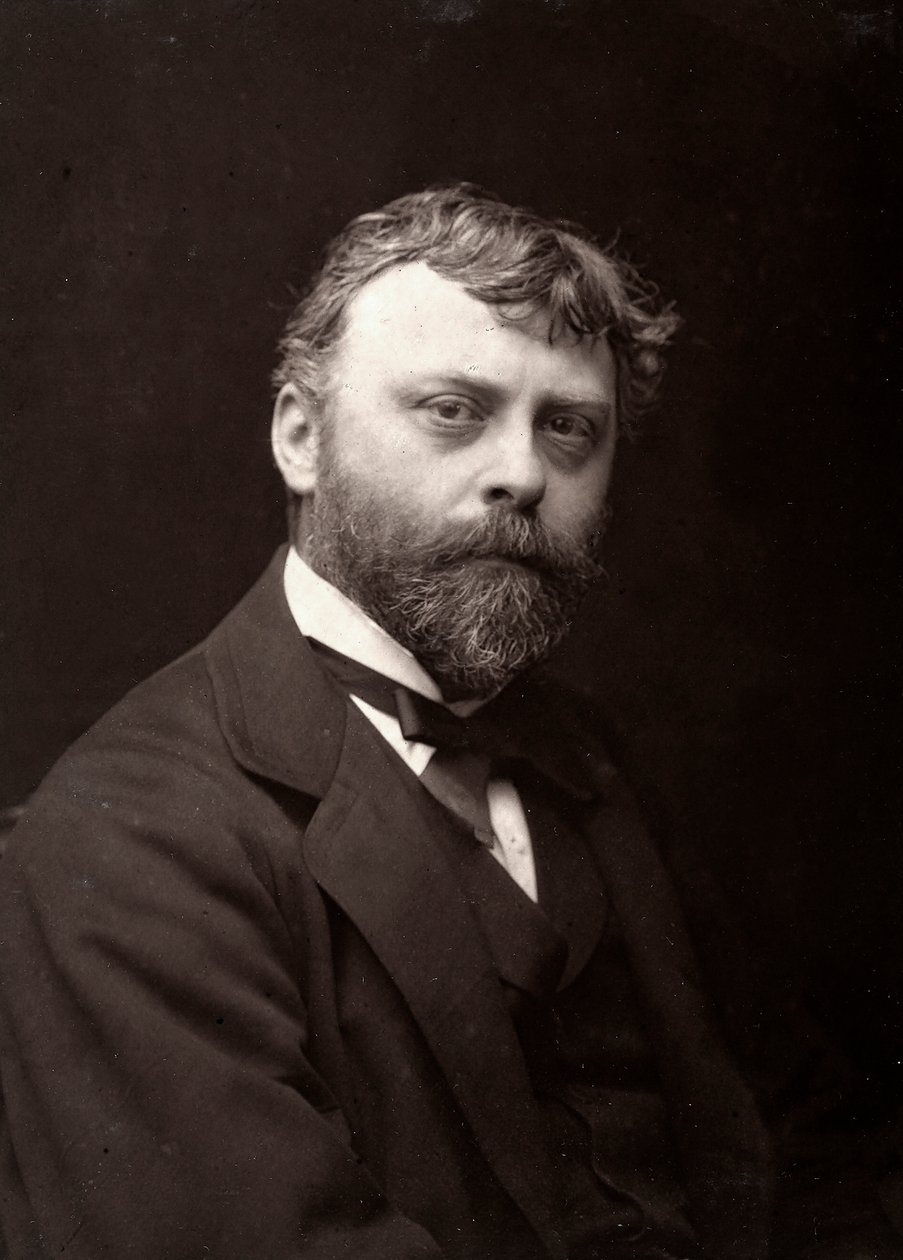 Konstnären Paul-Louis Delance porträtterad med anledning av Salongen i Paris, 1885 av French Photographer