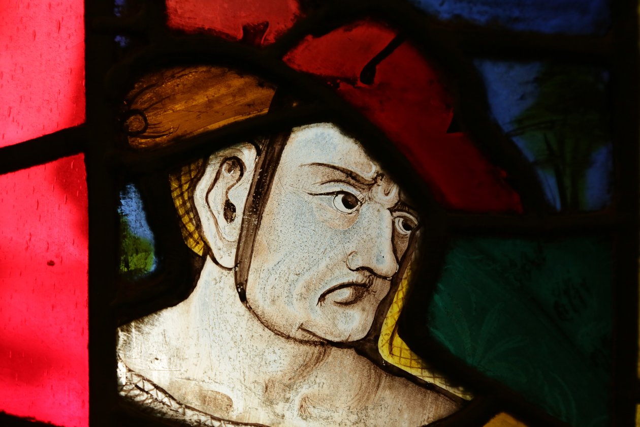 Mtazamaji katika dirisha la Saint Sebastian av French School
