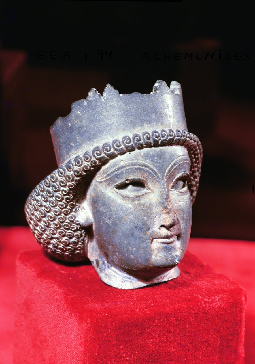 Huvud för en prins, från Persepolis, 400-300-talet f.Kr. lapis lazuli se även 226189 av Achaemenid