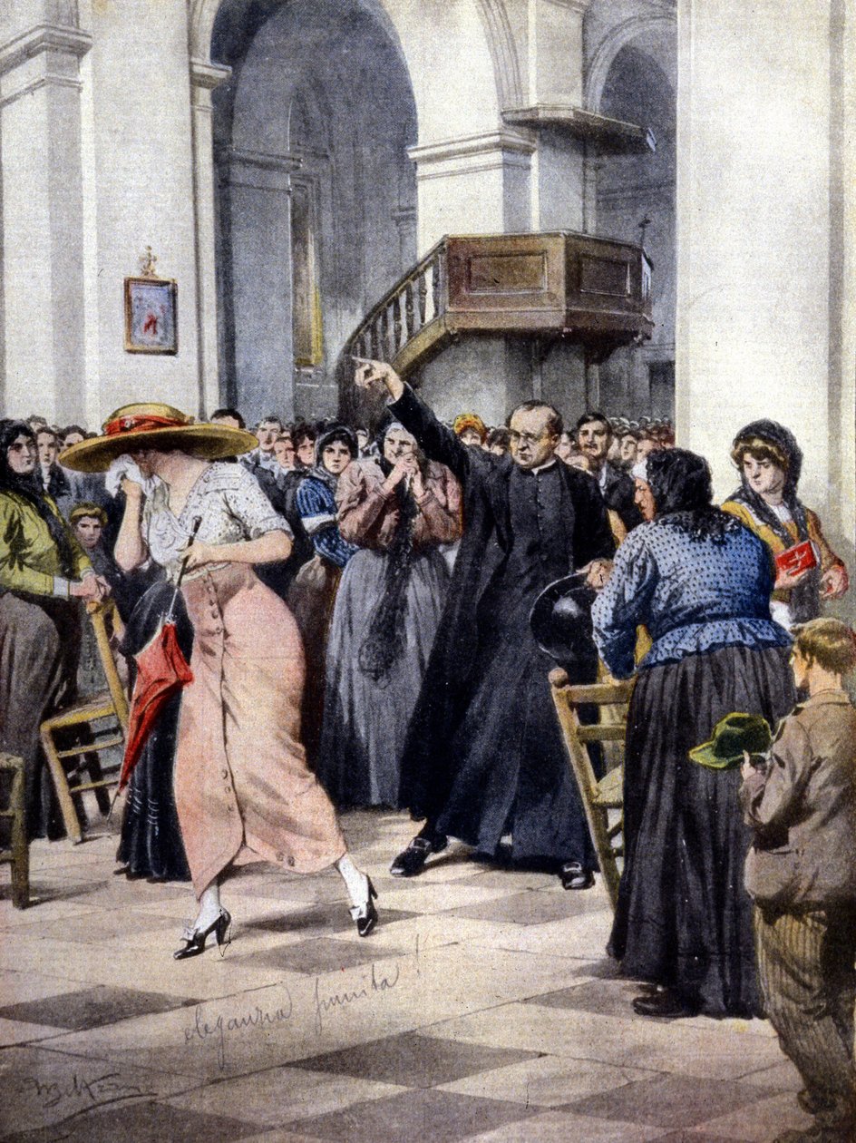 Ett exempel på religiös moralism: en ung kvinna jagas ut ur kyrkan av en präst och de troende som skandaliseras på grund av hennes lätta klädsel. Ill. av A. Beltrame. "La Domenica del Corriere" av Achille Beltrame