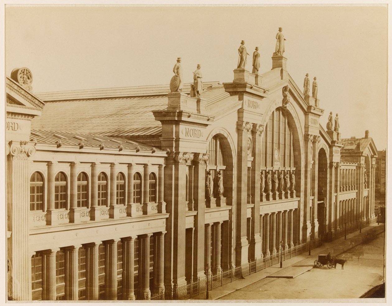 Gard du Nord, Paris, ca 1870-80 (foto) av Achille Quinet